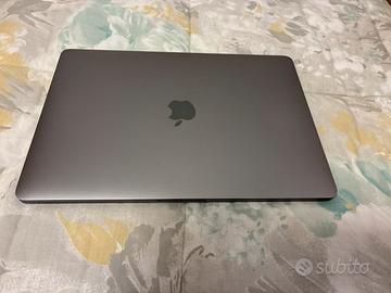 Macbook pro 2016 non funzionante per ricambi