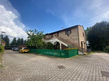 4 LOCALI A BASTIA UMBRA