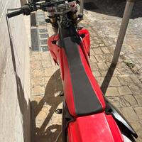HM CRM 125 motard