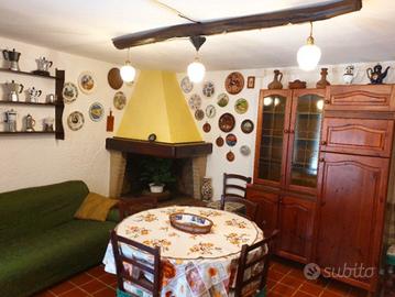 Monolocale arredato utenze incluse a Domusnovas