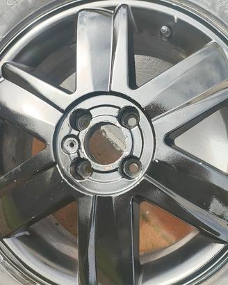 pneumatici e cerchi con gomme per dacia Sandero 