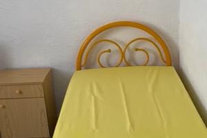 Stanza per studentesse