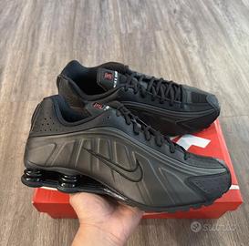 Nike Shox R4