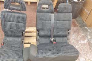 sedili posteriori mitsubishi pajero V64W