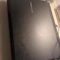 ASUS VivoBook 15 in buone condizioni general