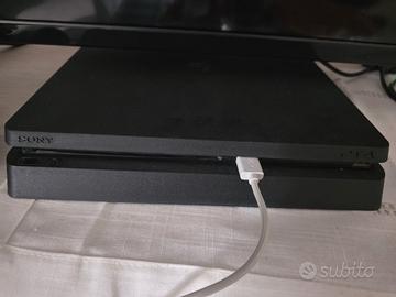 PS4 Slim 1TB Jet Black + Controller + 6 Giochi top