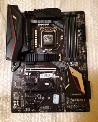 Scheda madre Gigabyte z390 Gaming x LGA 1151 