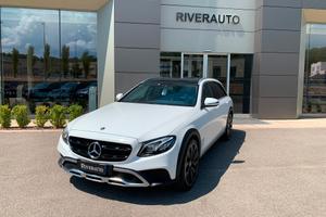 MERCEDES Classe E (W/S213) E 220 d S.W. 4Mati...
