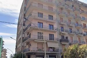 Appartamento con garage ad Acireale centro