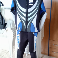 Tuta per moto d'acqua