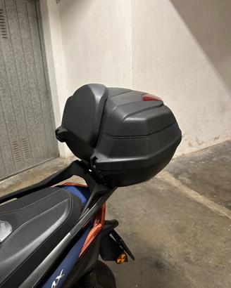 Bauletto xmax 300