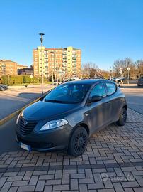 Lancia Ypsilon a metano 