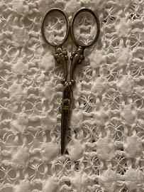 Forbicine vintage da ricamo fine ’800 – famiglia