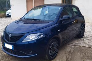 Lancia Ypsilon 1.0 FireFly 5 porte S&S Hybrid Ecoc