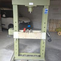 Pressa idraulica da officina 30t OMCN P30/SA - Pro