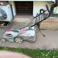 Tagliaerba elettrico quello in foto, esteticamente