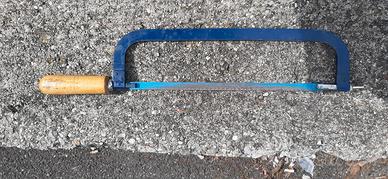 Seghetto per materiali in ferro