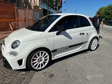 Abarth 595 esseesse 180cv sabelt carbonio + akra