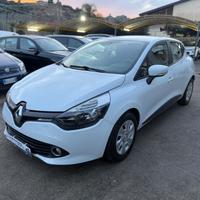 Renault Clio 1.2 75CV 5 porte Km Certificati