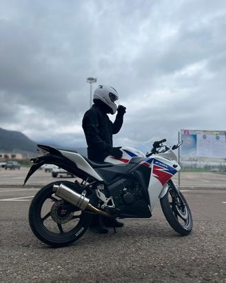 HONDA CBR 125r (disponibile per poco)