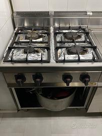 ROYAL - CUCINA A GAS 4 FUOCHI SU VANO ECO POWER