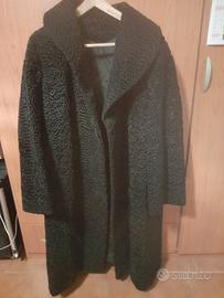 cappotto astrakan marca roster da donna 