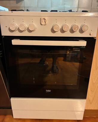 Cucina Beko FSE62110DW - Gas + Forno elettrico
