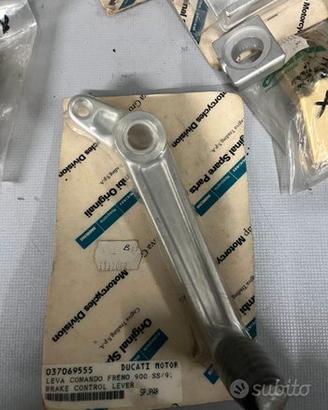 pedale freno DUCATI 851 907ie 600 750 900 SS