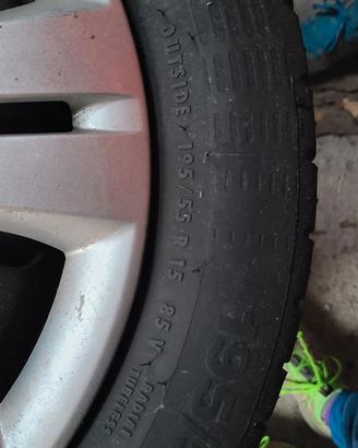 Gomme estive Continental con cerchioni
