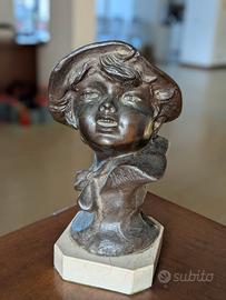 scultura in bronzo busto bambino di Michetti
