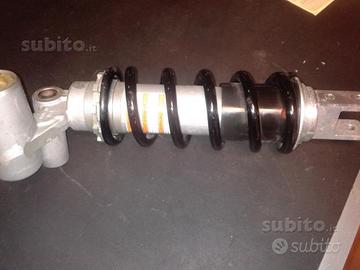 Ammortizzatore suzuki