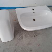 Lavandino marca Duravit con miscelatore Grohe