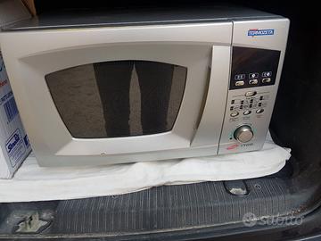 microonde tutto funzionante 