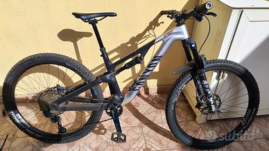 Canyon Neuron CF8 -MTB in Carbonio Full Suspension