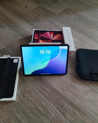 iPad pro 11 wifi 128 GB con pencil e cover inclusa