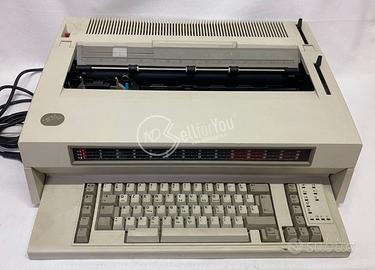 Macchina per scrivere vintage IBM 6783