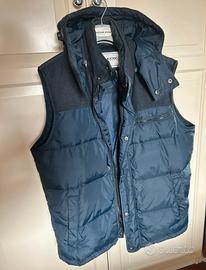 Gilet smanicato imbottito con cappuccio uomo