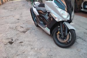 Yamaha Tmax 500
