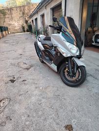 Yamaha Tmax 500