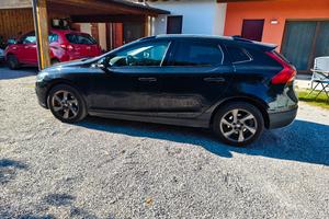 Volvo V40 Cross Country D3 Momentum 150 CV 
