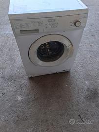 Si vende lavatrice ignis  kg6