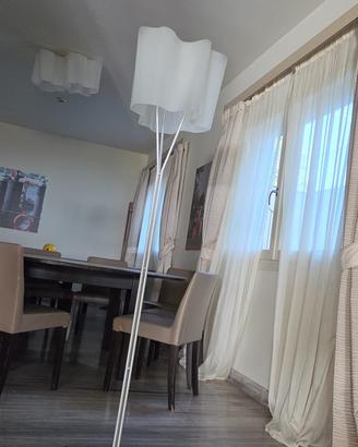 Piantana lampadari e applique