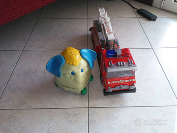 Camion pompieri e gioco Fisher Price incastr
