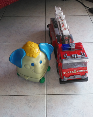 Camion pompieri e gioco Fisher Price incastr