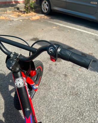 Bicicletta elettrica 16” cross