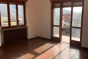 Appartamento trilocale a Paesana CN