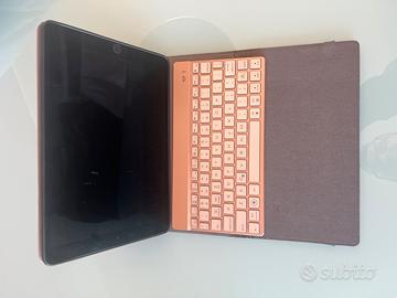 Custodia + Tastiera Bluetooth iPad