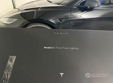 Luce bagagliaio anteriore tesla model 3 dal 2024