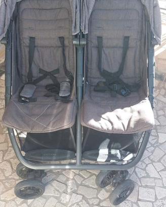 passeggino gemellare 