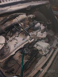 Motore Fiat 500 d'epoca.